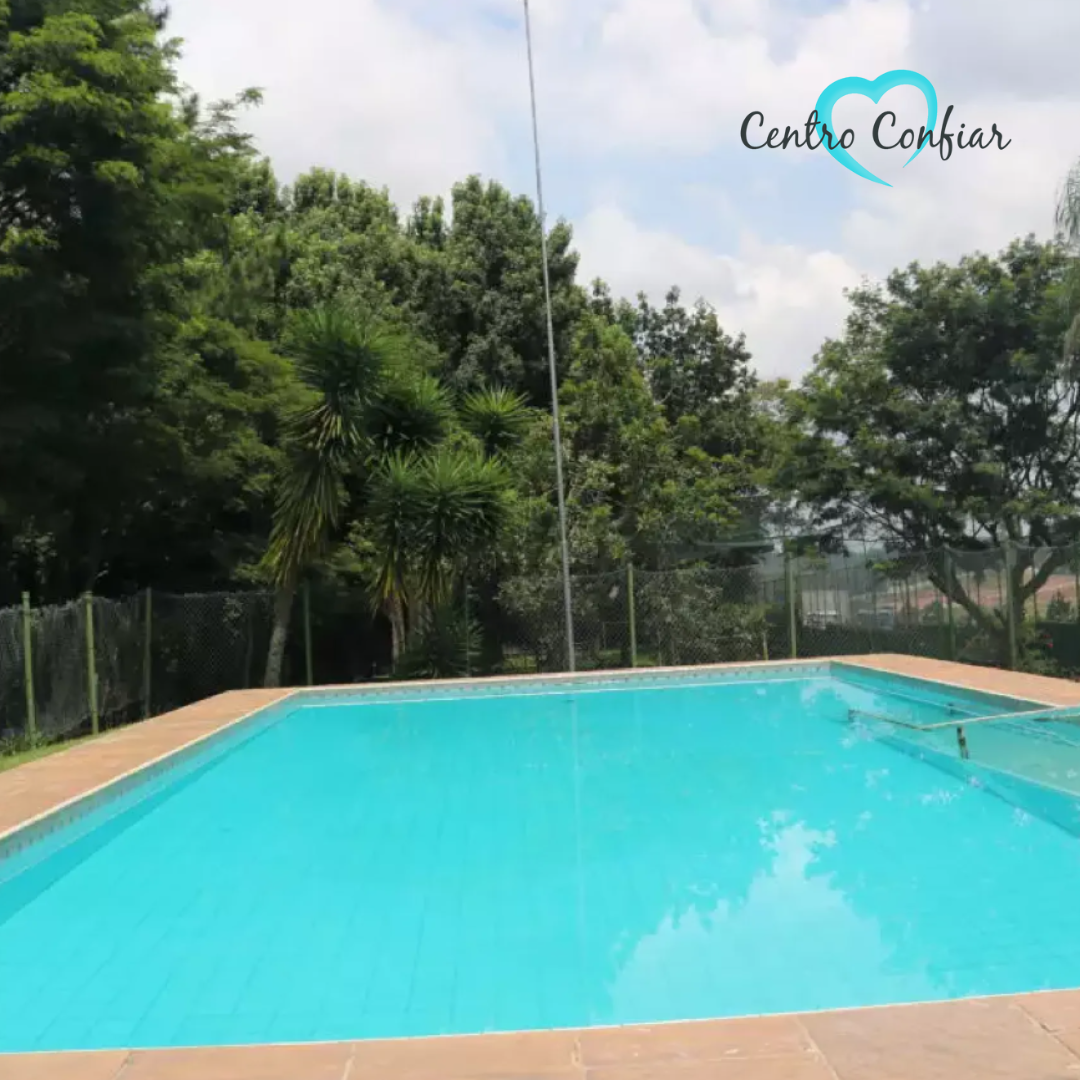 Piscina hospital tratamento dependência química Itapecerica